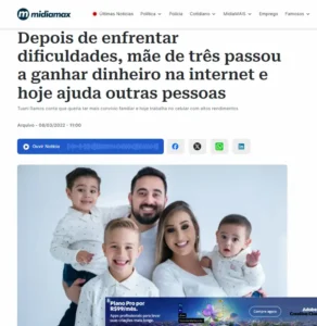 Foto de noticia de familia que trabalha com internet